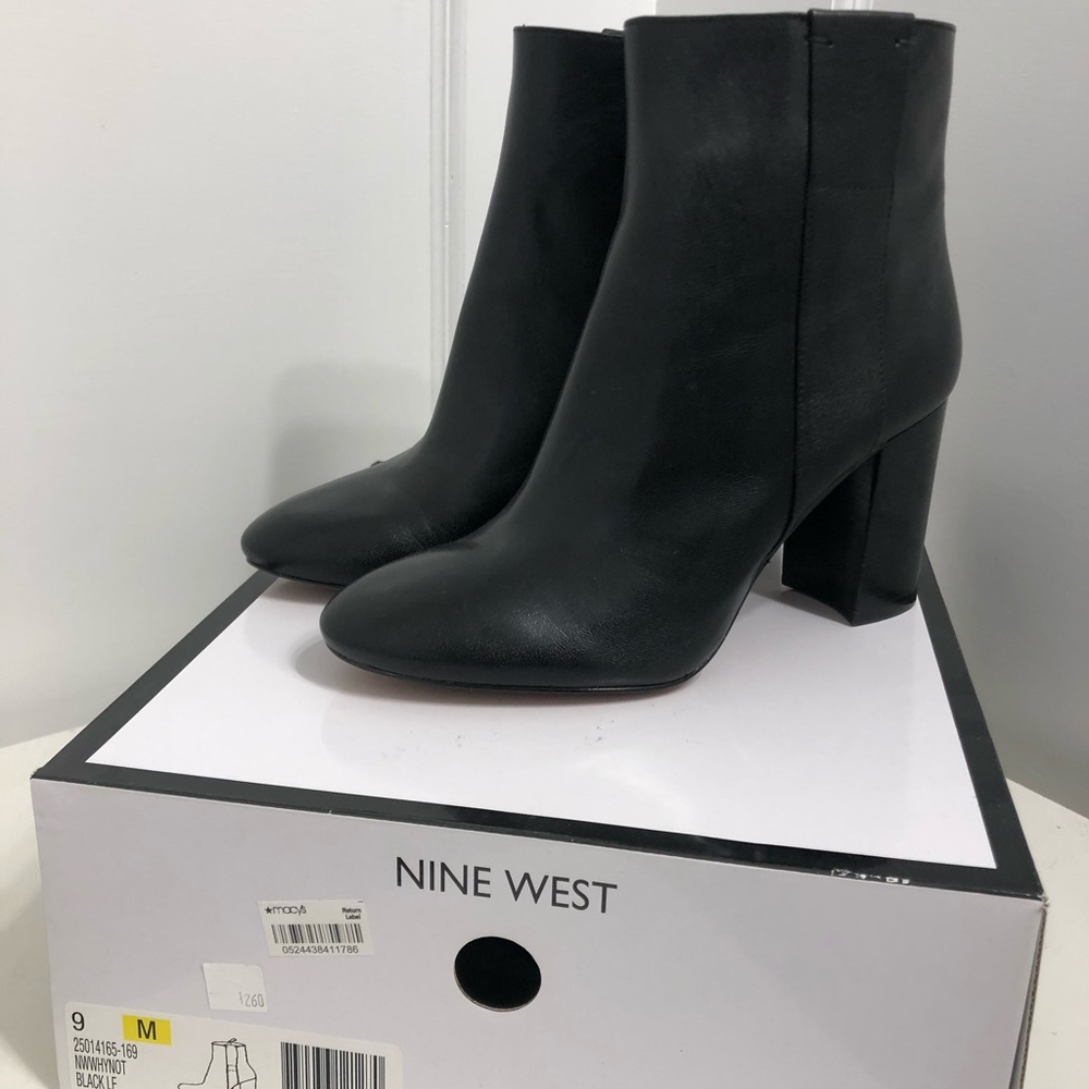 NIB Nine West “Why Not” Black Leather Bootie 9M